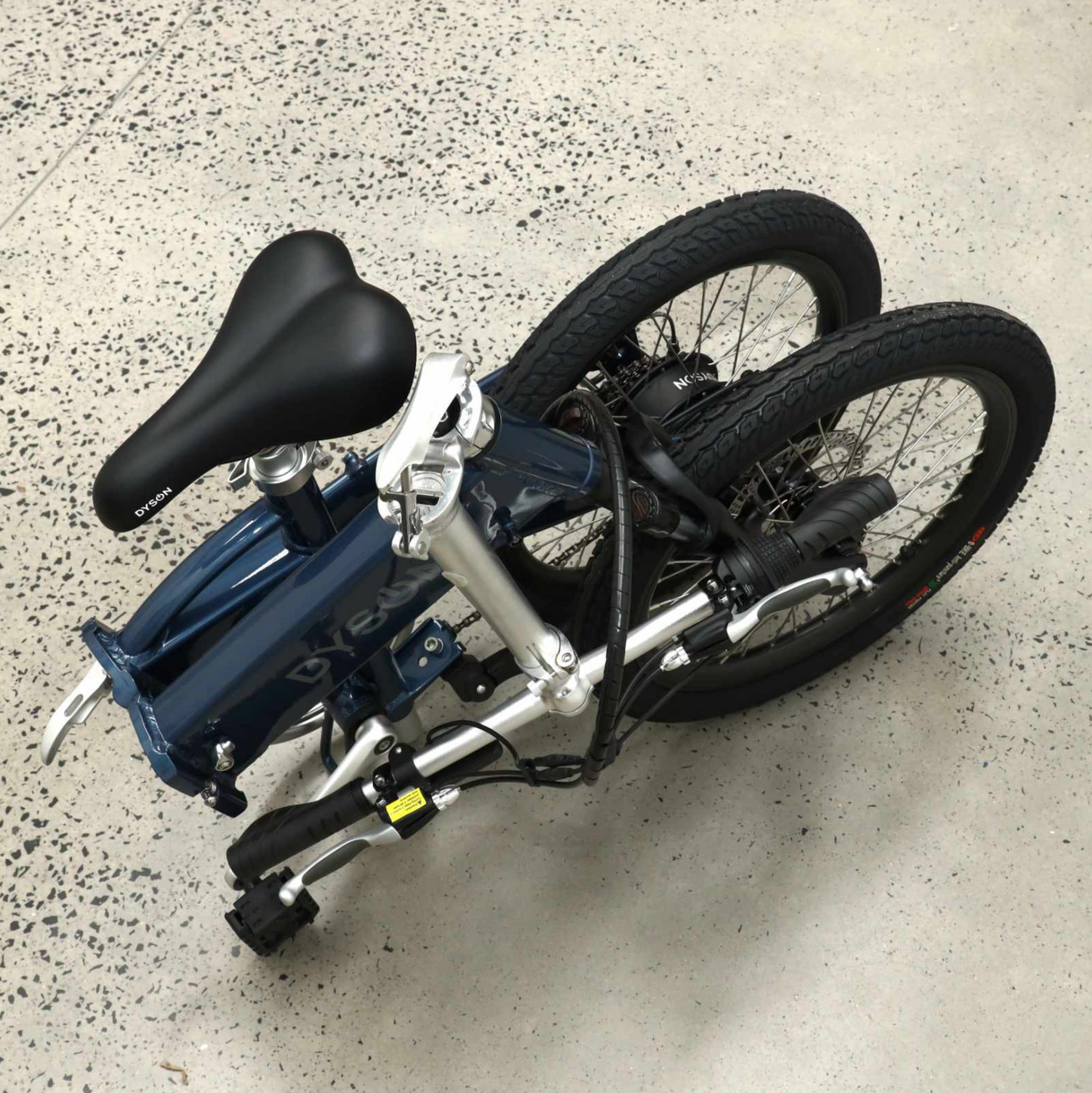 Dyson Adventure Folding 20"