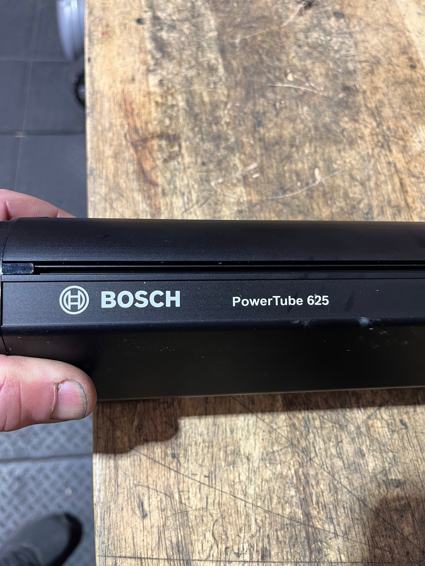 Bosch powertube 625 battery (horizontal)
